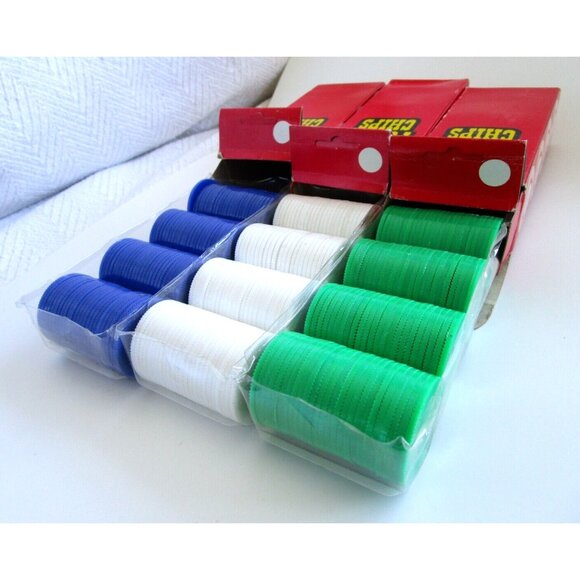 Vintage Poker Chips Blue/Green/White Boxes of 100 - Red Box Not Full Box -Taiwan - Picture 11 of 12